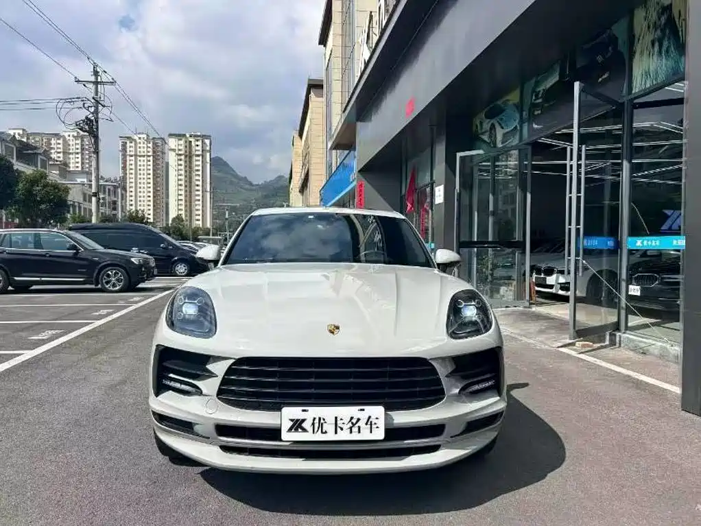 Porsche Macan — миниатюра 2