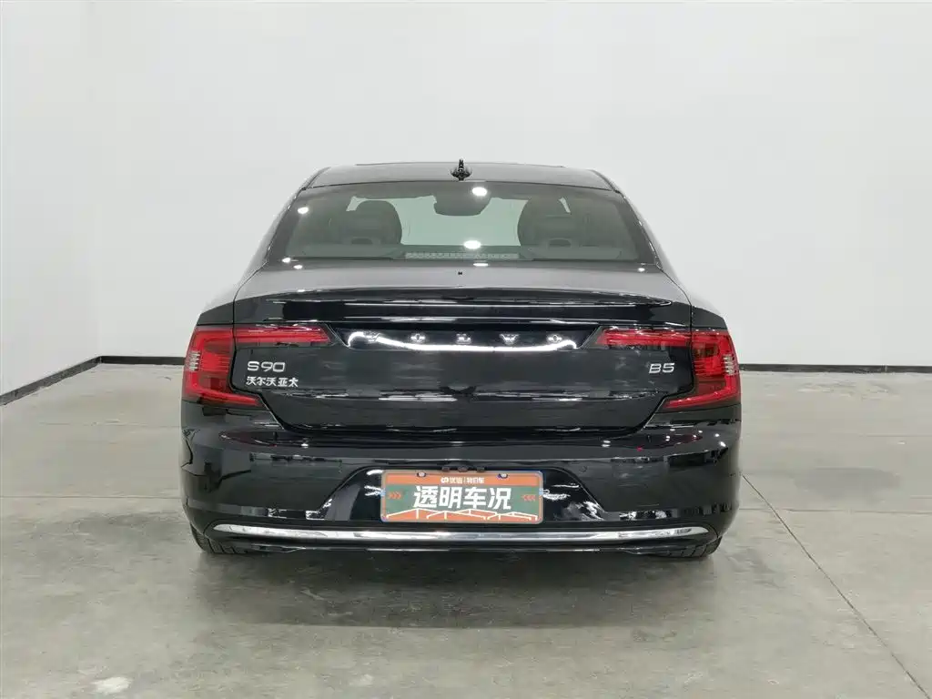 Volvo S90 2021 B5 Luxury