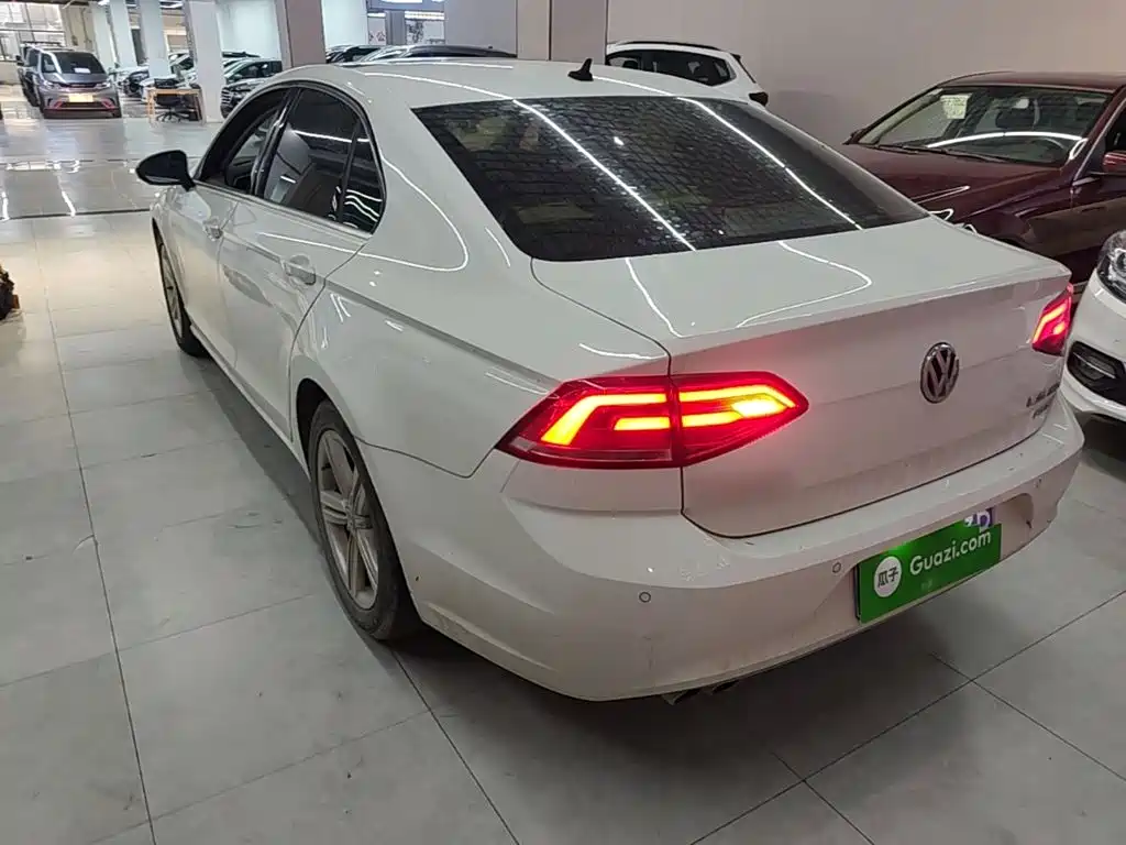Volkswagen Lamando — миниатюра 5