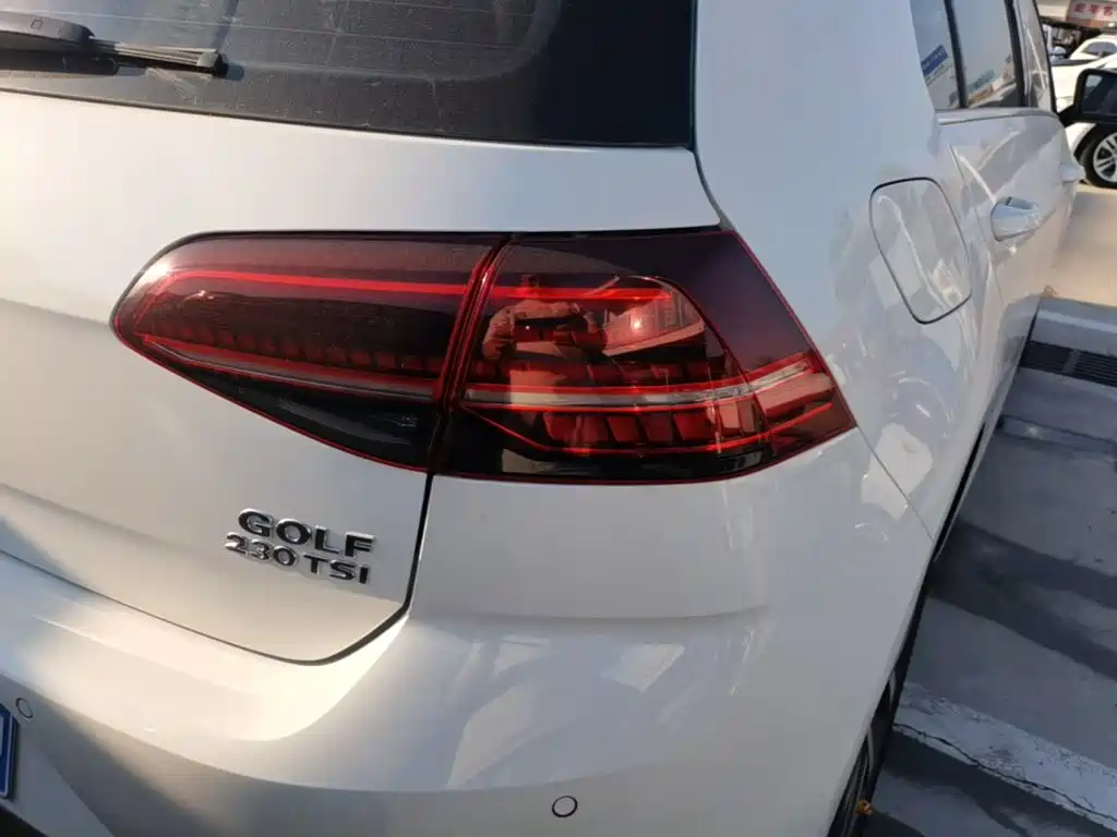 Volkswagen Golf — миниатюра 8
