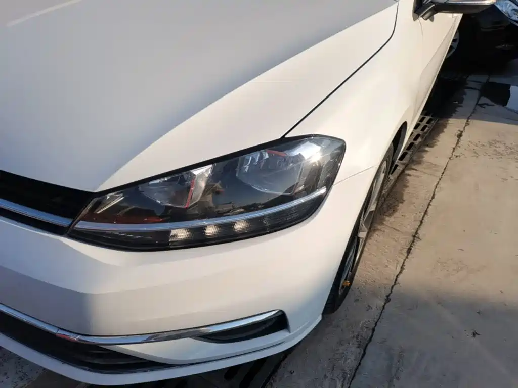 Volkswagen Golf — миниатюра 24