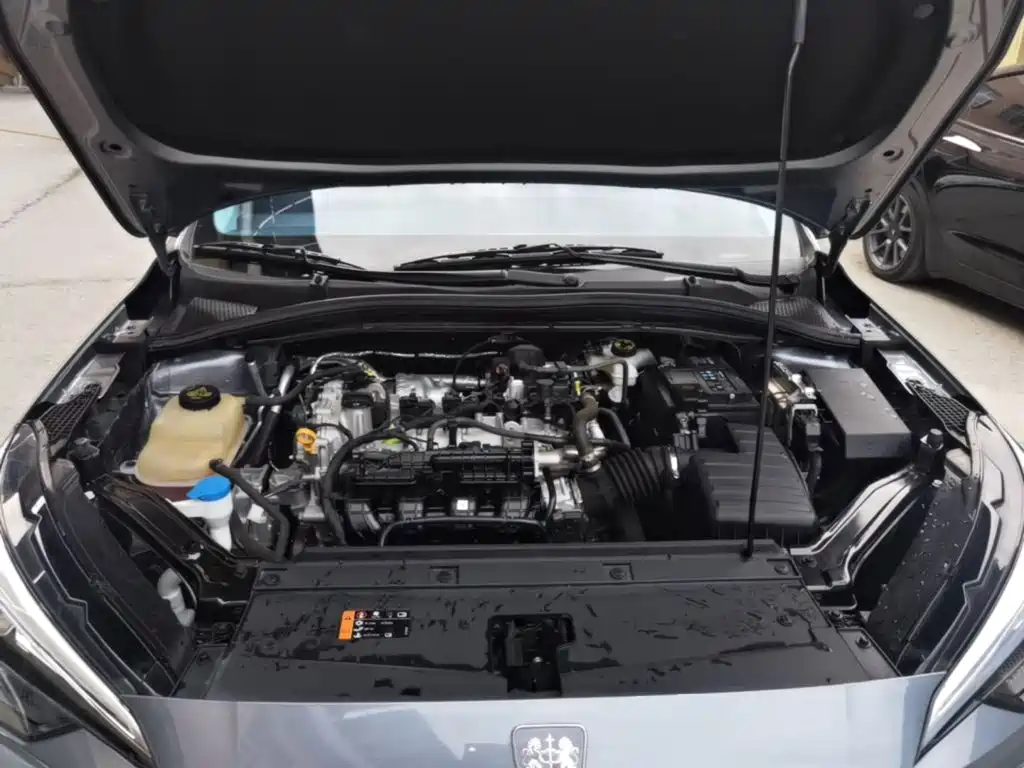 Roewe i5 — миниатюра 20