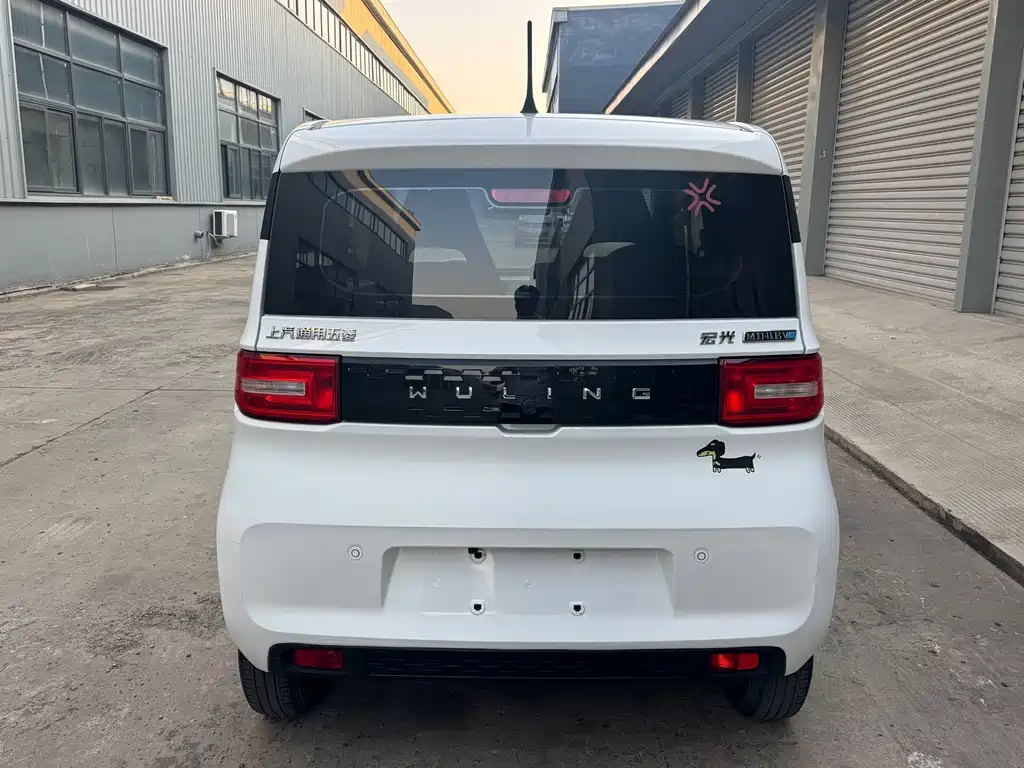 Wuling MINIEV — миниатюра 10