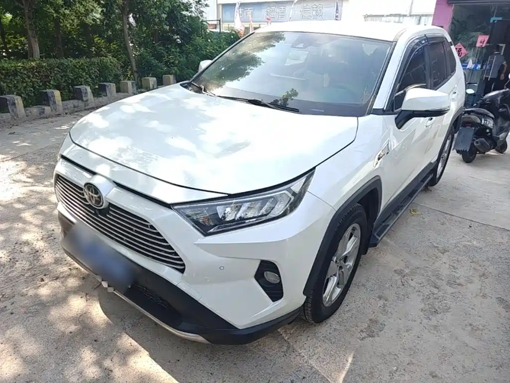 Купить Toyota RAV4