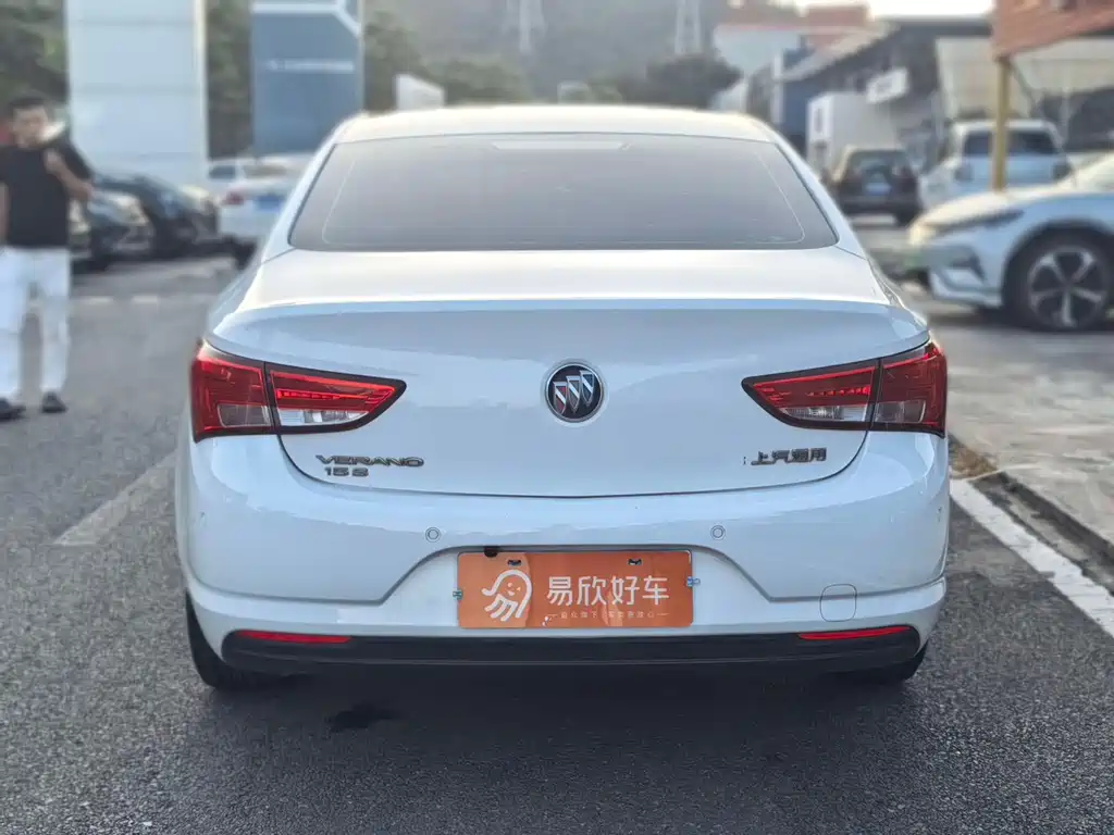 Buick Verano — миниатюра 8