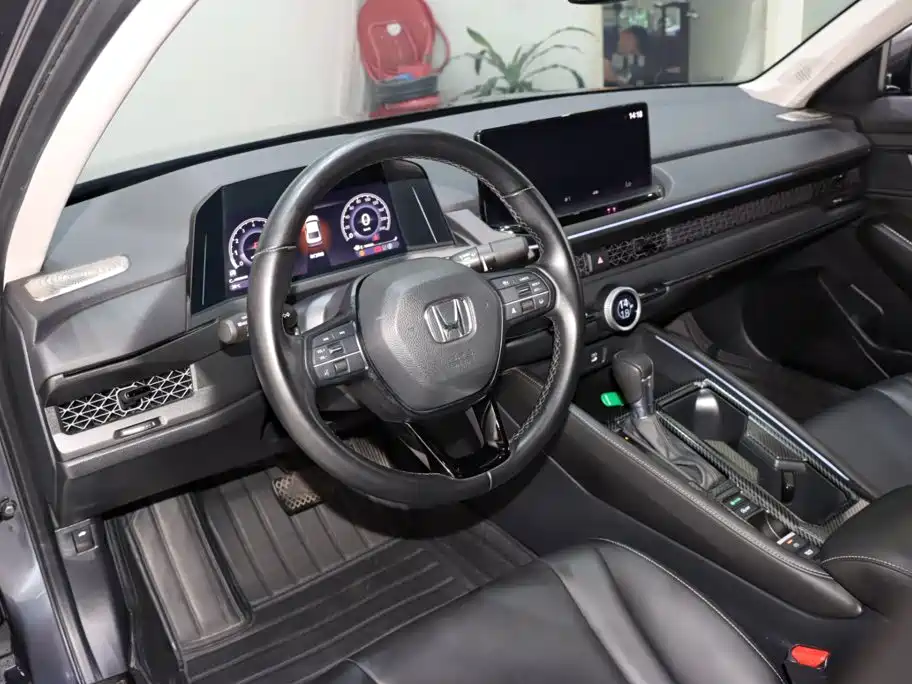 Honda Accord — миниатюра 10