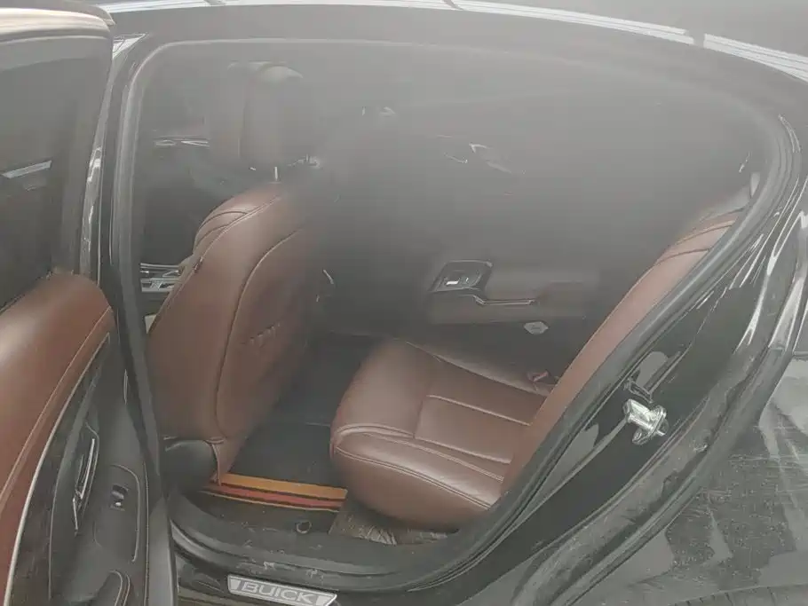 Buick LaCrosse — миниатюра 11