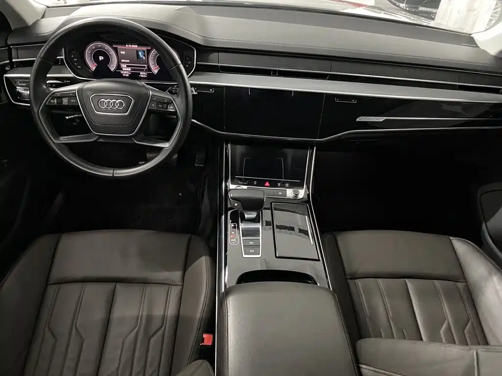 Audi A8 — миниатюра 5