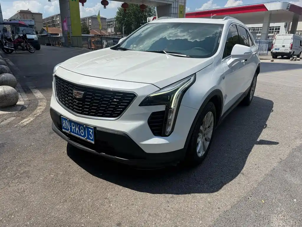 Cadillac XT4
