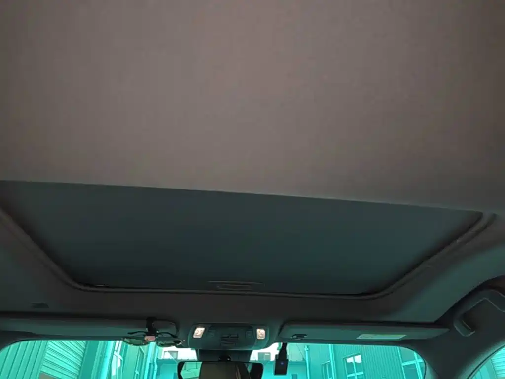 Toyota Sienna — миниатюра 18
