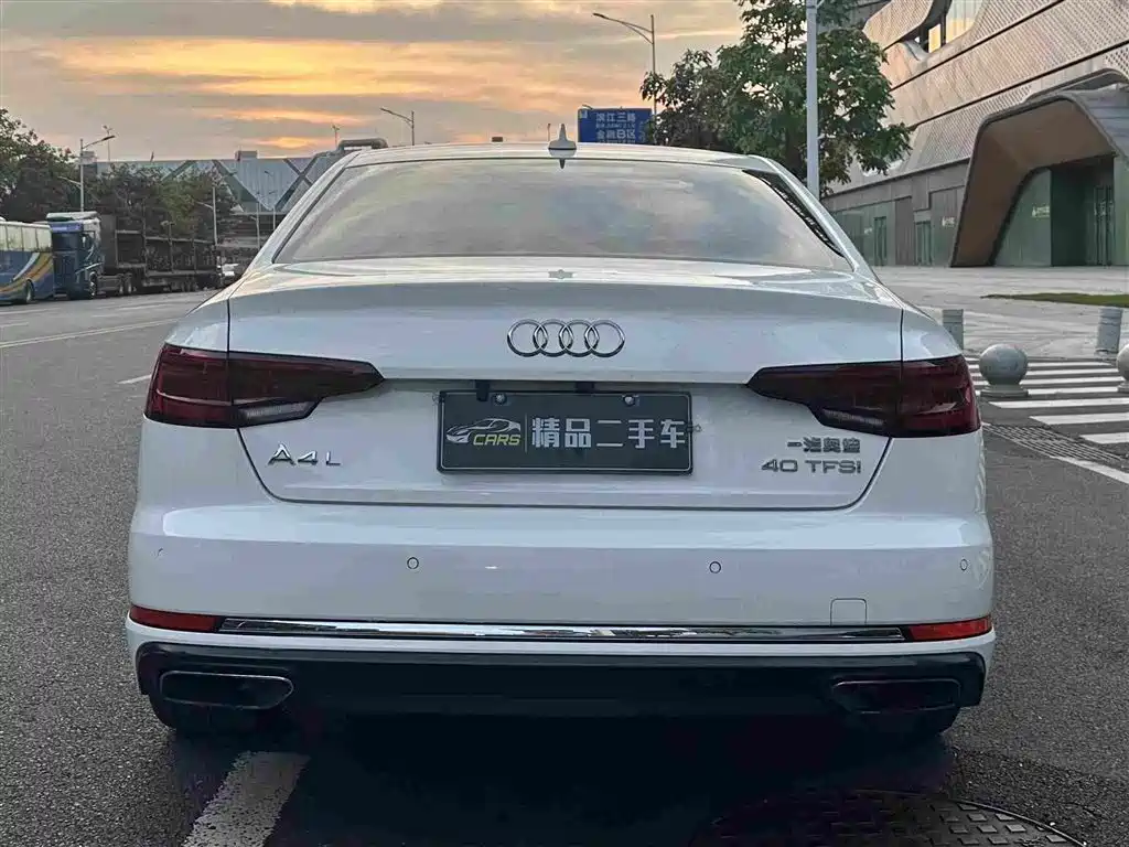 Audi A4L — миниатюра 8