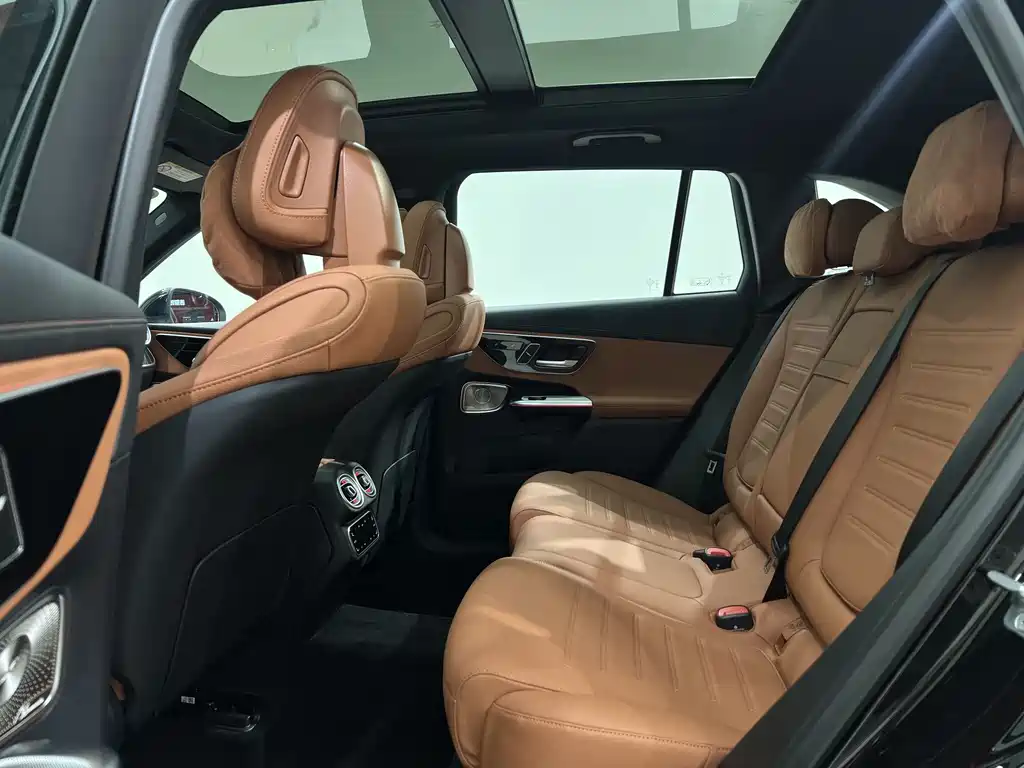Mercedes-Benz GLC 2025 GLC 300 L 4MATIC Luxury 5 мест