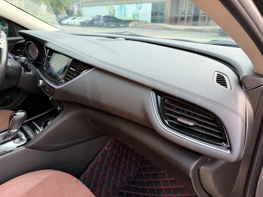 Buick Regal — миниатюра 21