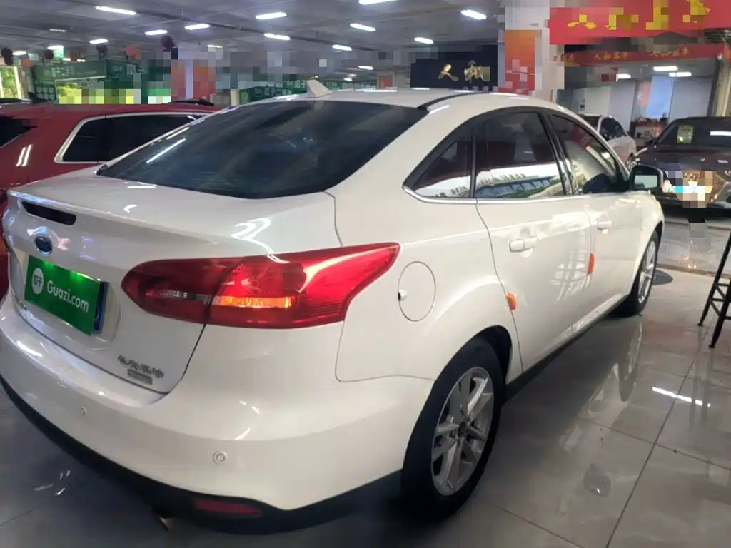 Ford Focus — миниатюра 7
