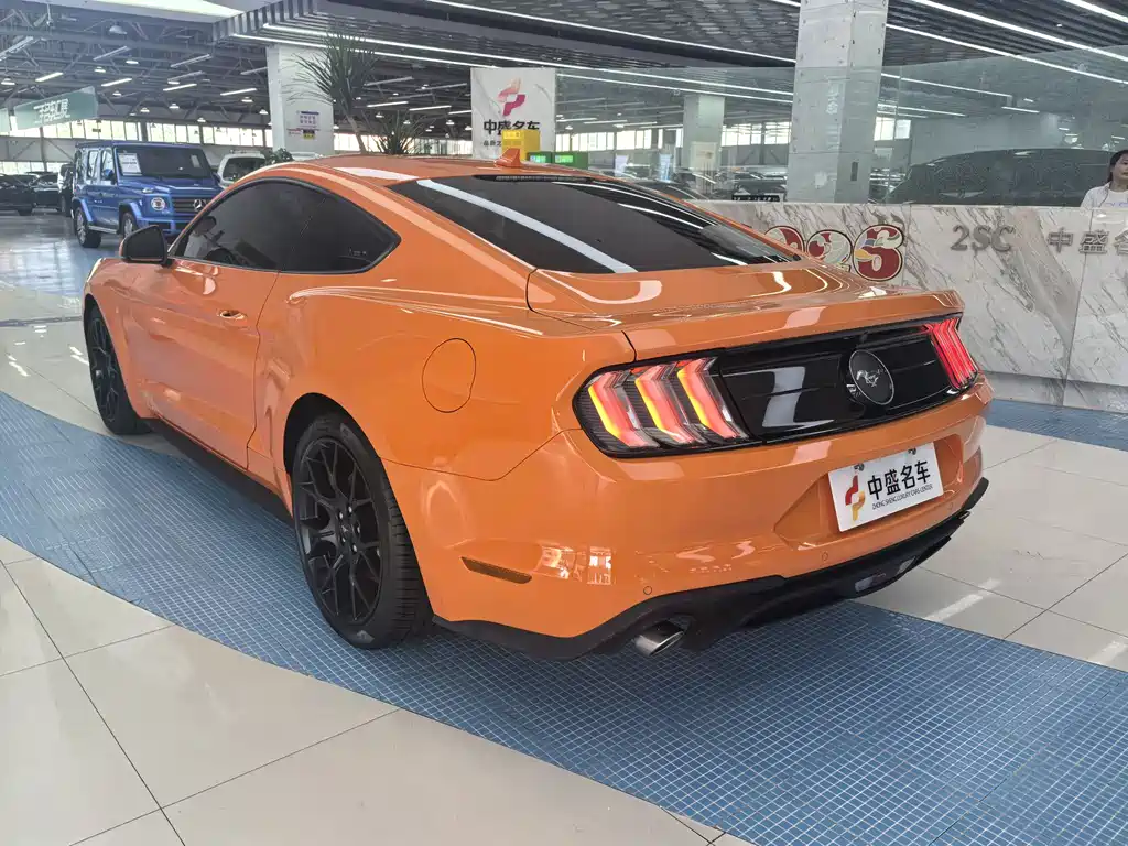 Ford Mustang 2020 2.3L EcoBoost