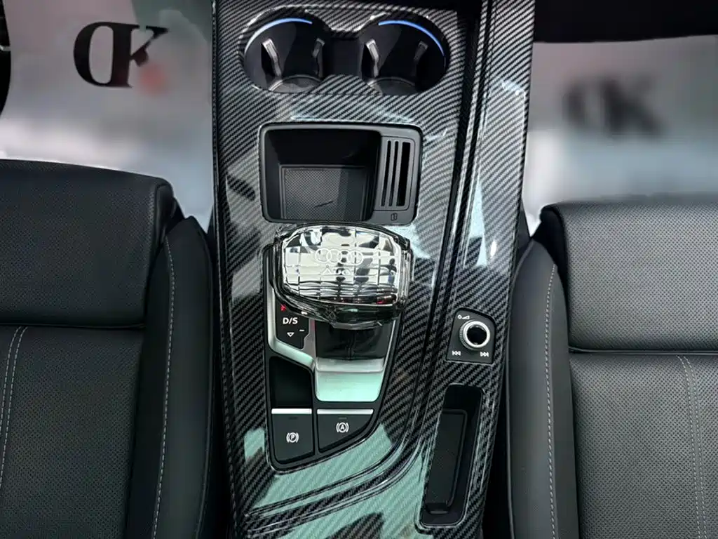 Audi A4L — миниатюра 18