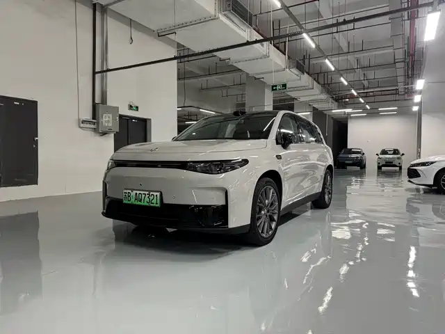 2025 Leapmotor C10