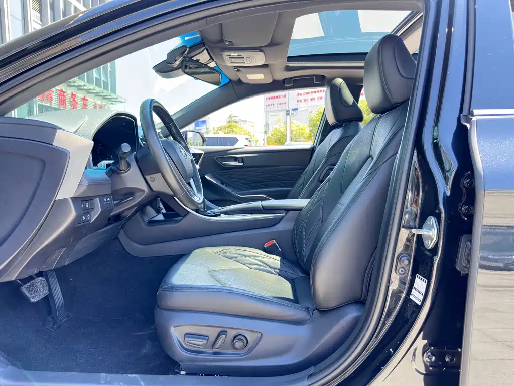 Toyota Avalon — миниатюра 7
