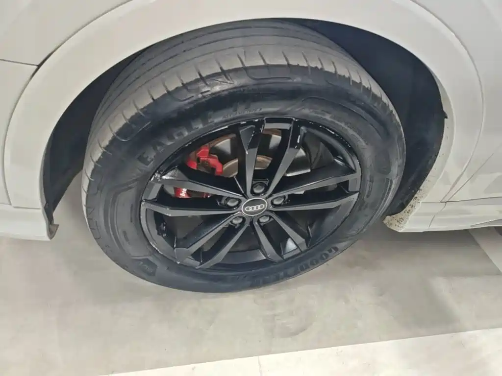 Audi Q3 — миниатюра 23