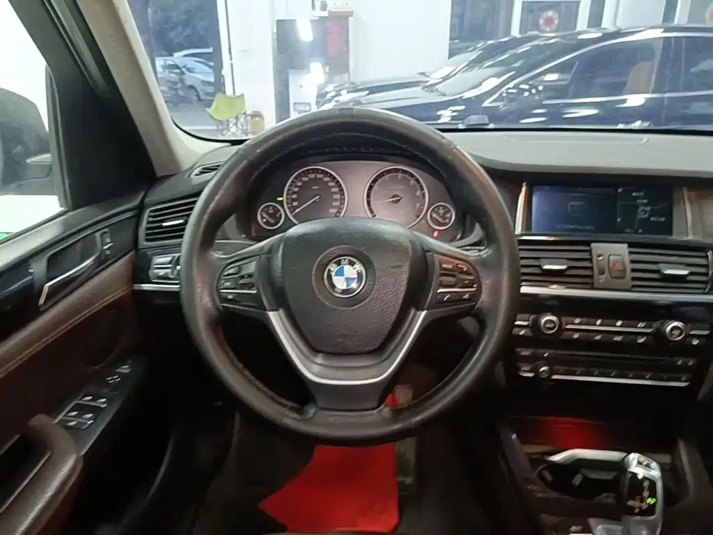 BMW X3 (Import) — миниатюра 11