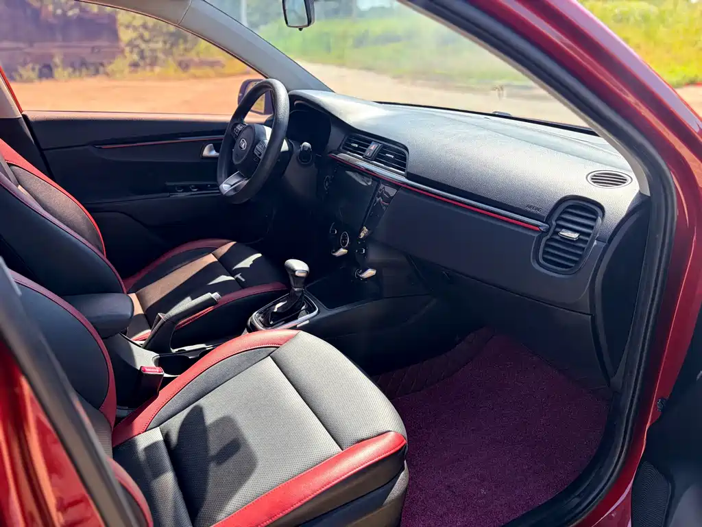 Kia KX Cross — миниатюра 7