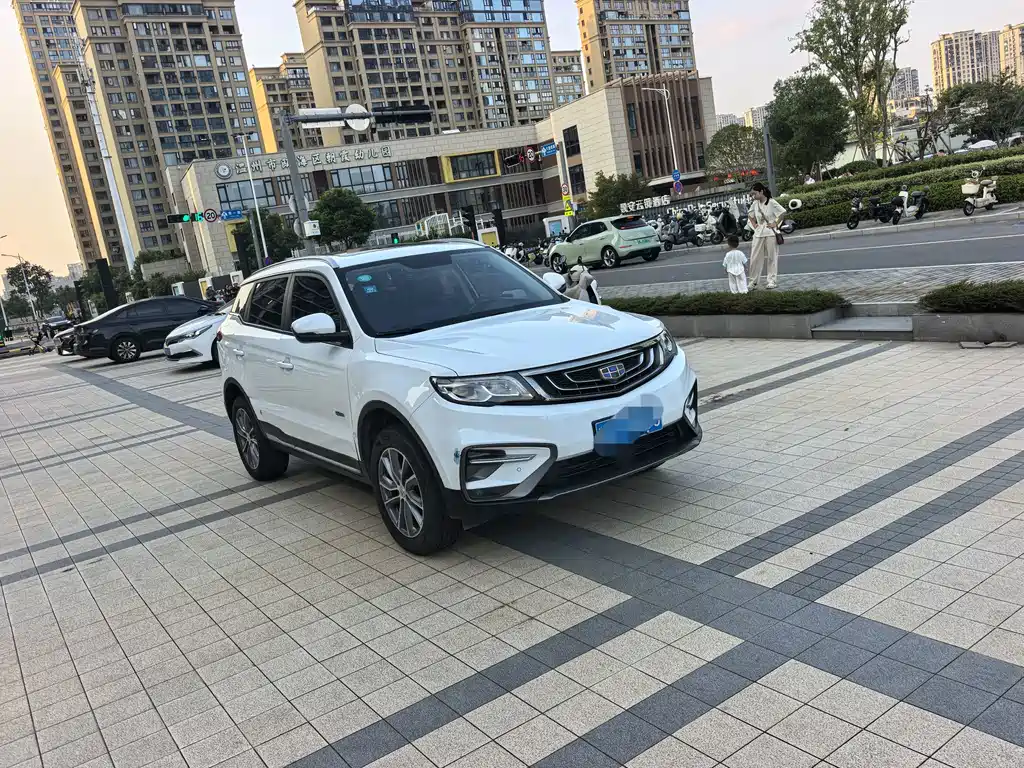 Geely Boyue — миниатюра 3