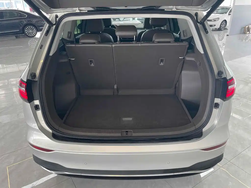 Volkswagen Viloran 2024 330TSI Luxury