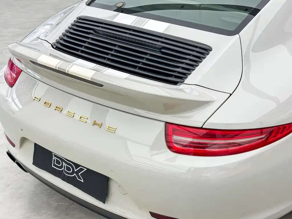 Porsche 911 2012 Carrera S 3.8L