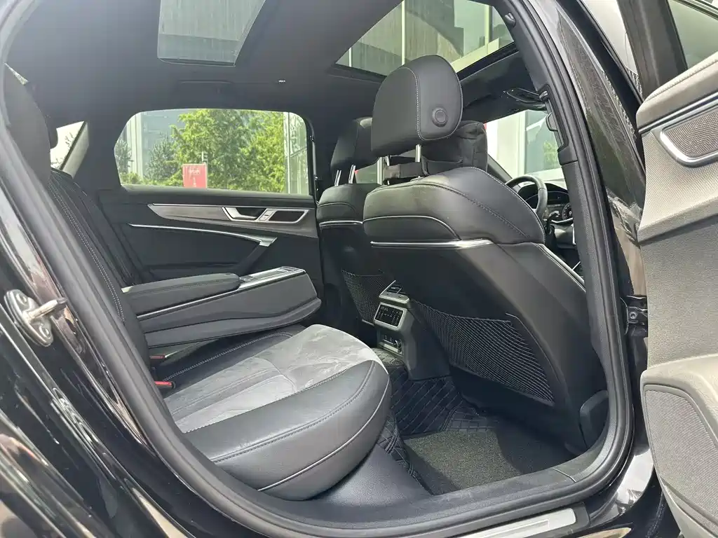 Audi A6L 2024 45 TFSI
