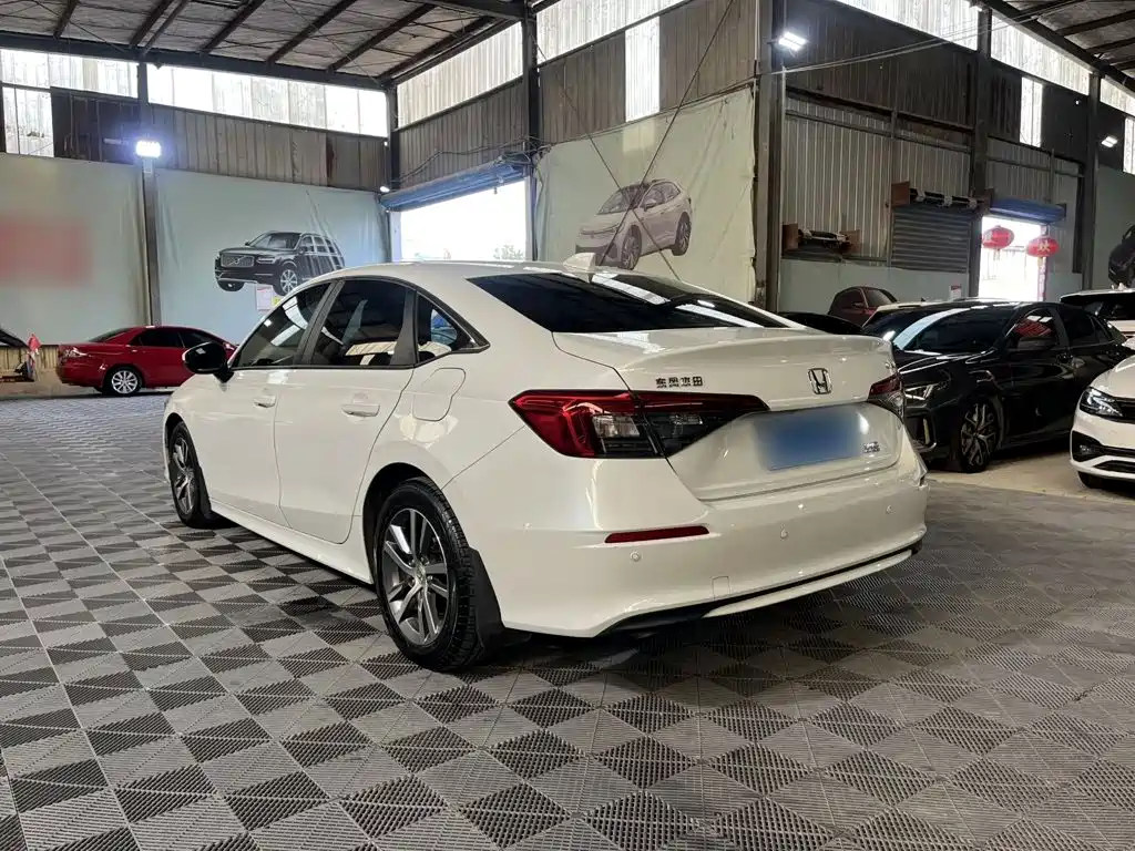 Honda Civic — миниатюра 7