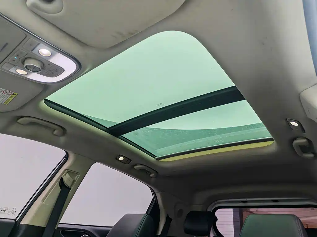 BYD Yuan EV — миниатюра 11