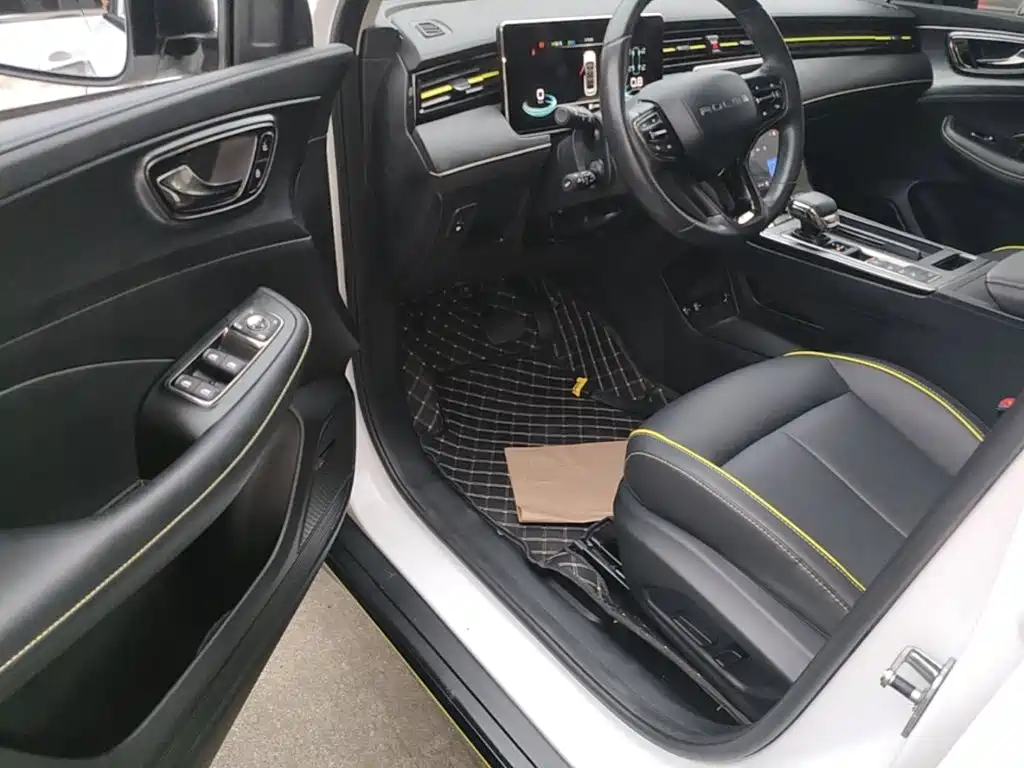 Roewe RX5 — миниатюра 16
