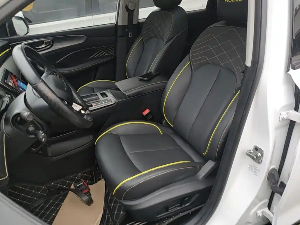 Roewe RX5 — миниатюра 15