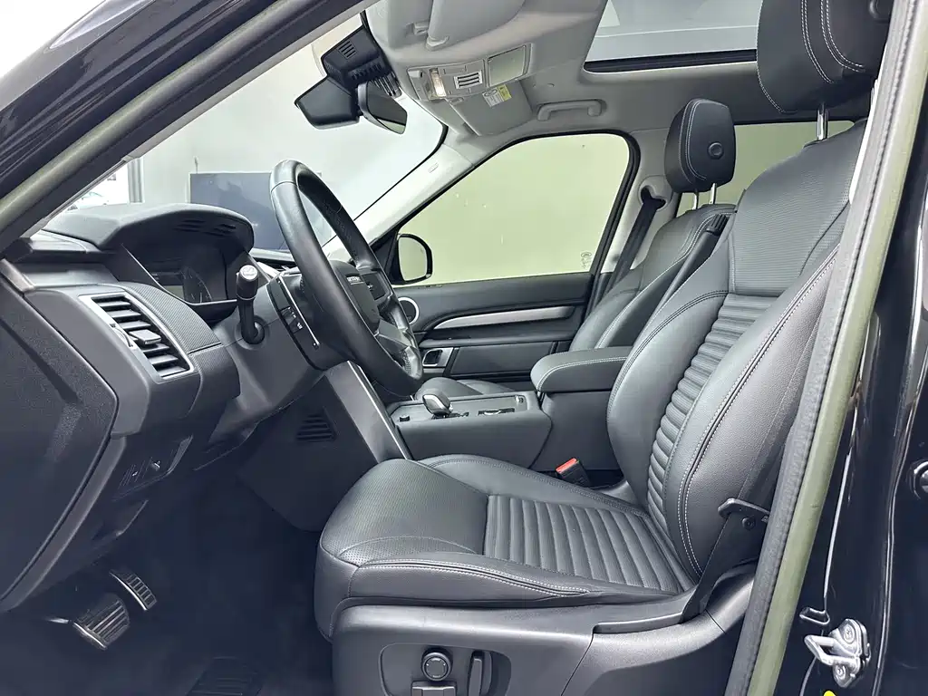 Land Rover Discovery 2021 360PS R-Dynamic S