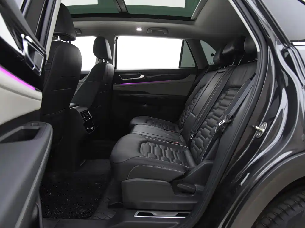 Volkswagen Teramont — миниатюра 4