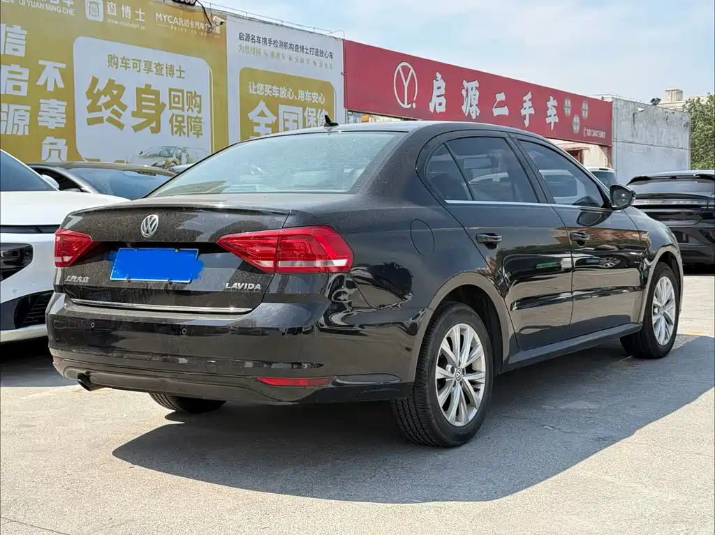 Volkswagen Lavida — миниатюра 9