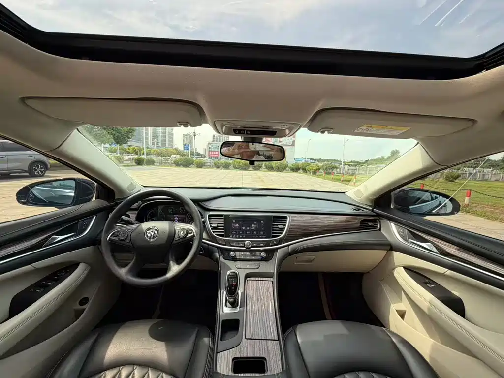 Buick LaCrosse — миниатюра 5