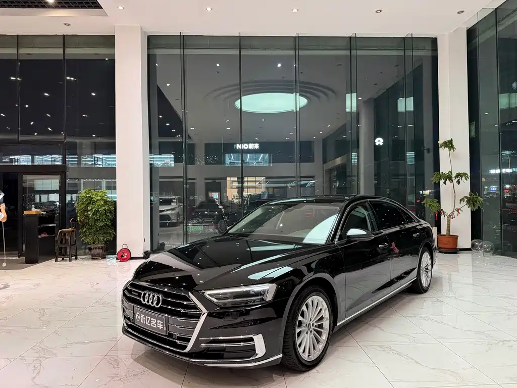 Audi A8 — миниатюра 3
