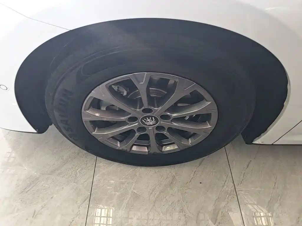 BYD Qin L — миниатюра 23