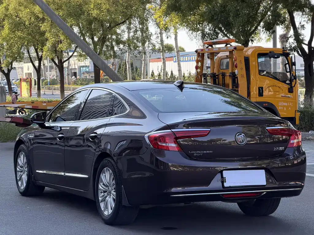 Buick LaCrosse — миниатюра 4