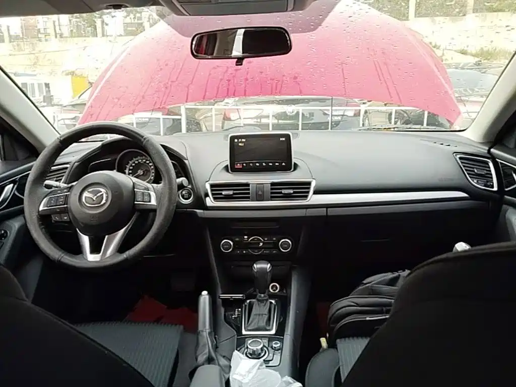 Mazda 3 Axela — миниатюра 10