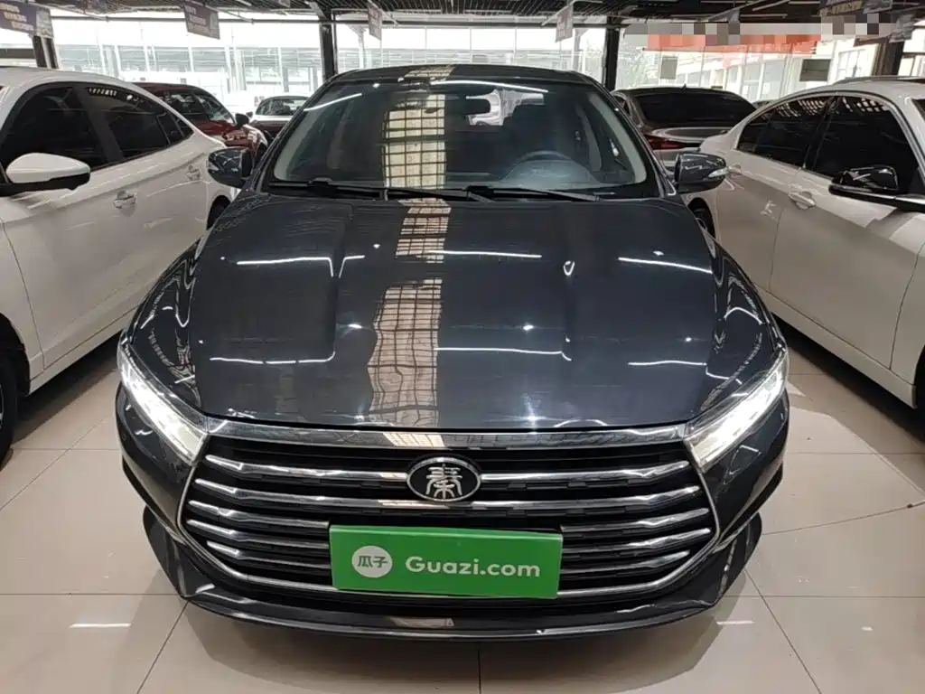 BYD Qin — миниатюра 3