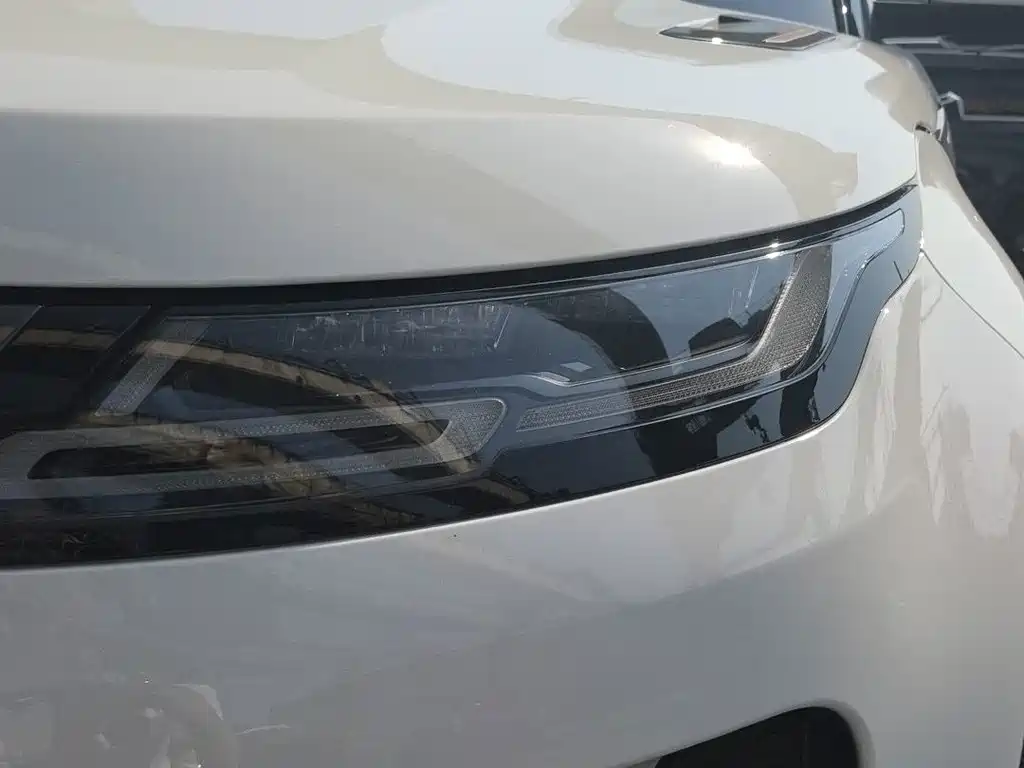 Land Rover Evoque — миниатюра 11