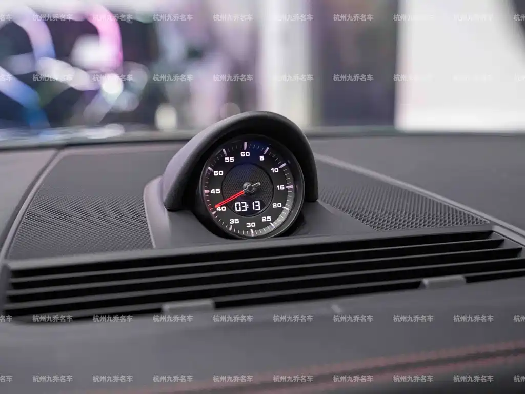 Porsche Panamera — миниатюра 24