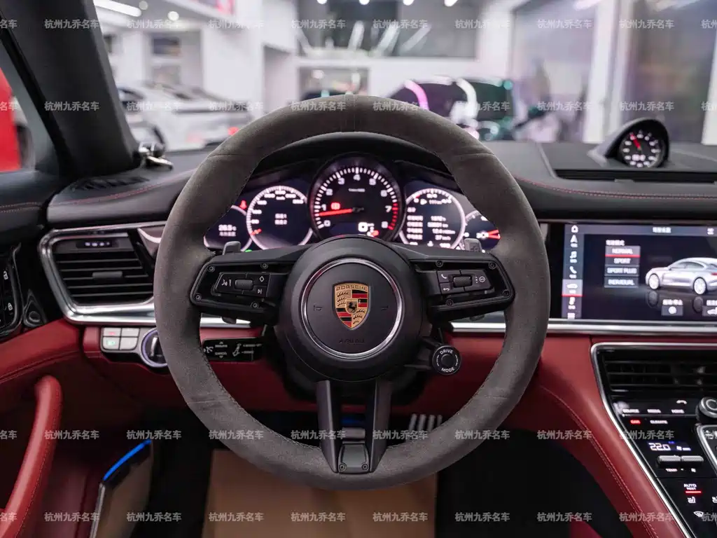 Porsche Panamera — миниатюра 17