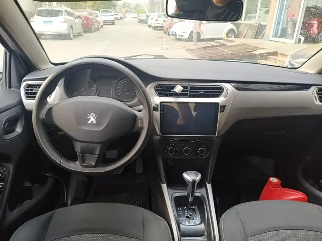 Peugeot 301 — миниатюра 10