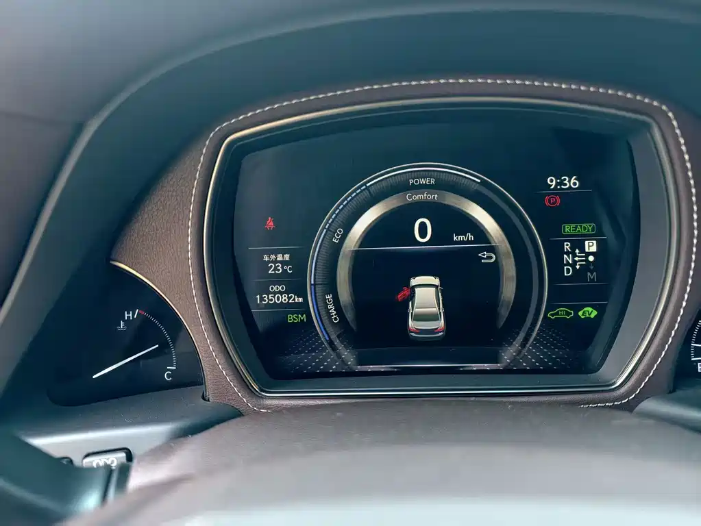 Lexus LS — миниатюра 18