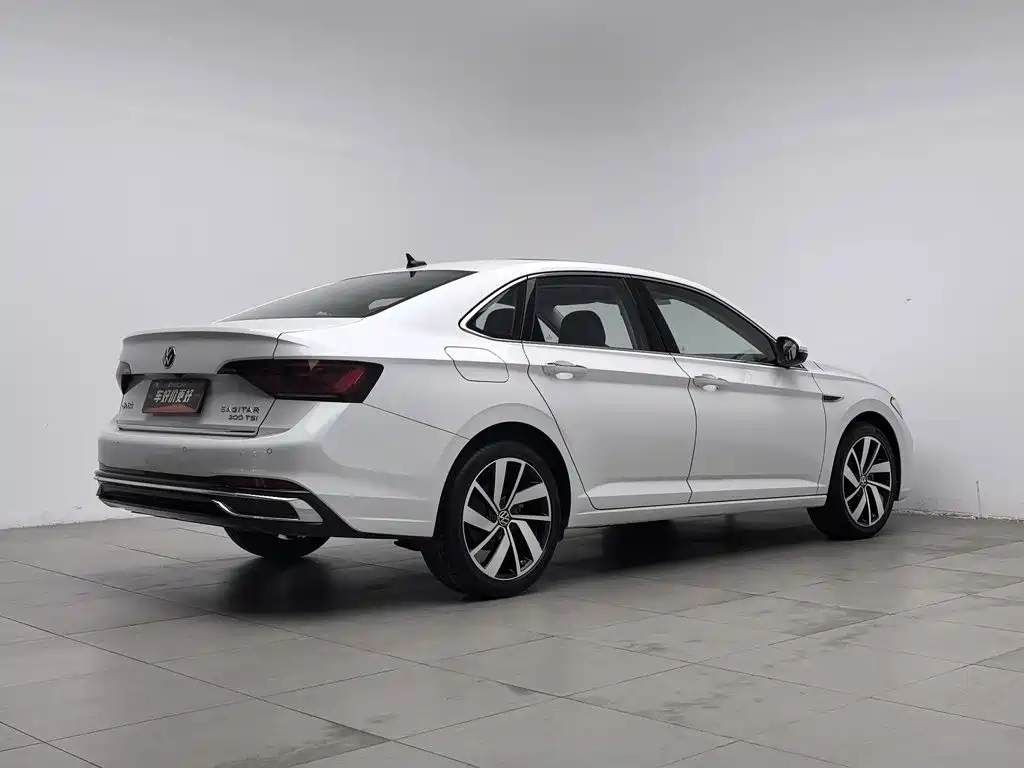 Volkswagen Sagitar — миниатюра 2