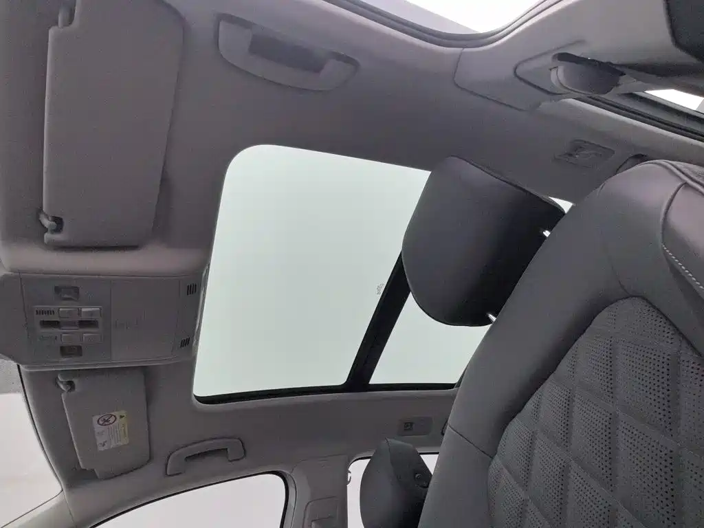 Volkswagen Sagitar — миниатюра 14