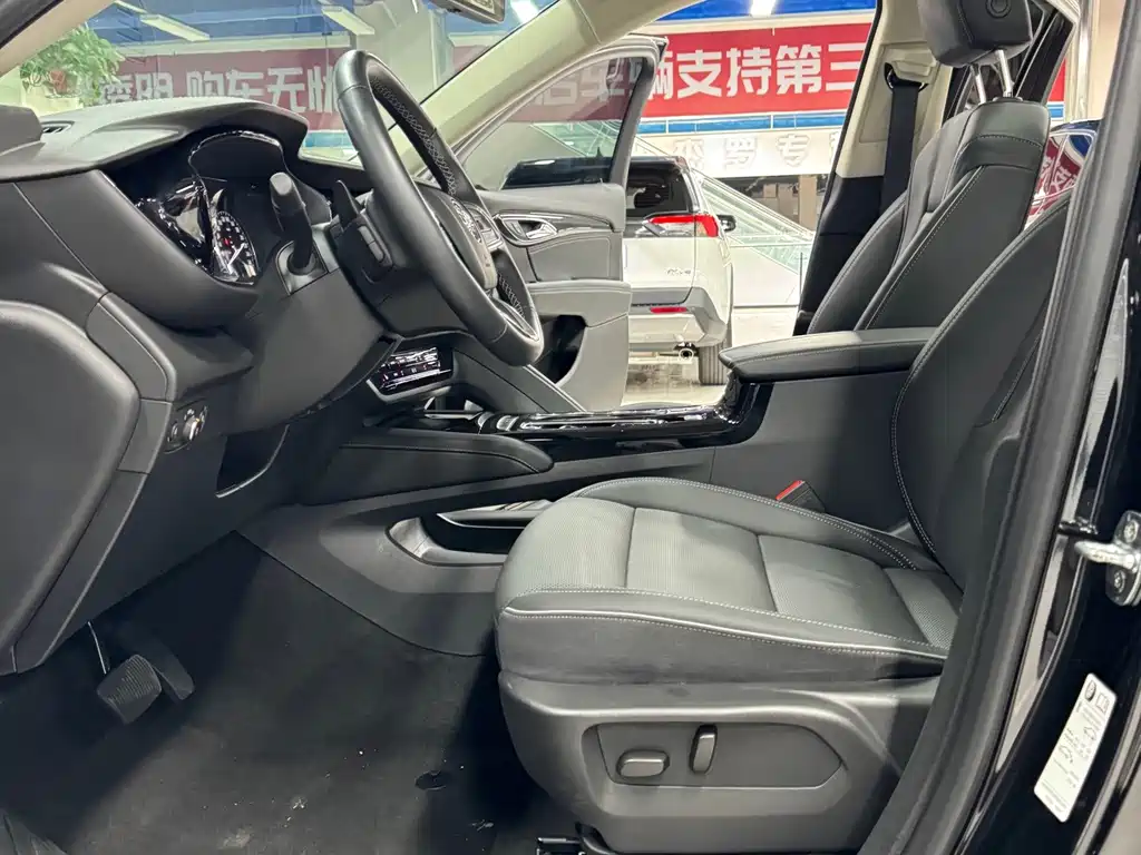 Buick Envision Plus — миниатюра 9